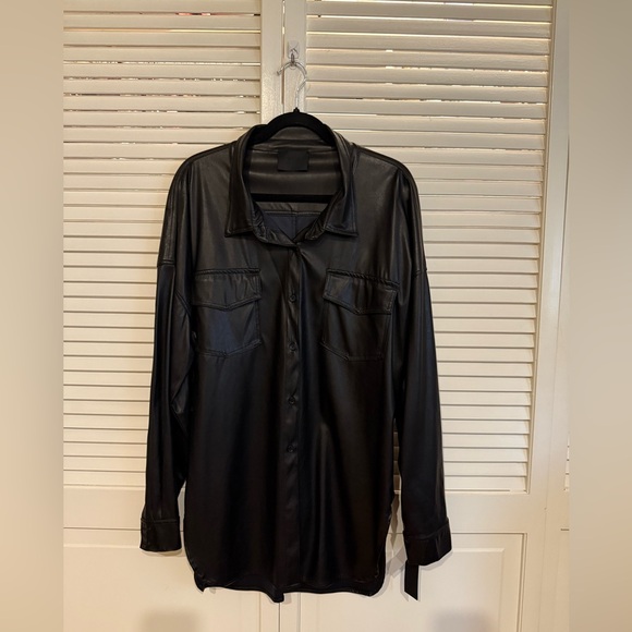 NEW NWT Ona by Yoon Chung Black Faux Leather Shacket - Picture 2 of 4